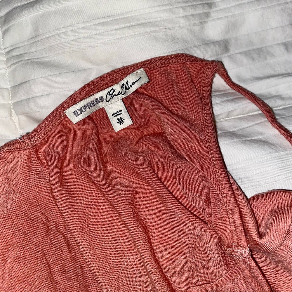 Express Tank Top - Picture 2 of 4